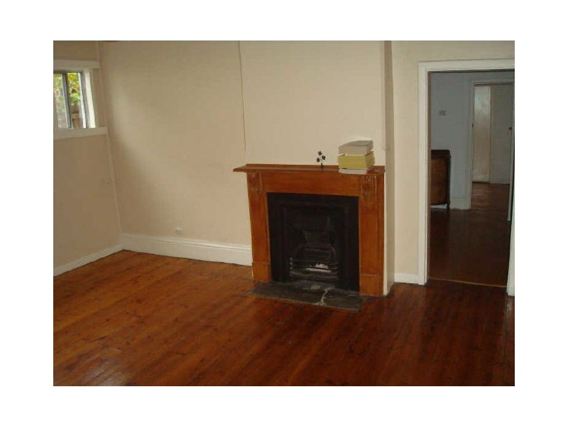 15 Laura Street, Brunswick VIC 3056