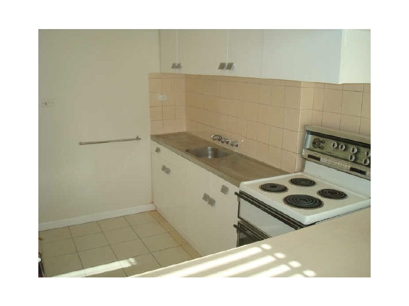 1/15 Rennie Street, Thornbury VIC 3071