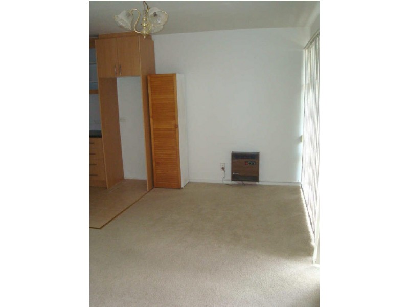 8/33 Woolton Ave, Thornbury VIC 3071