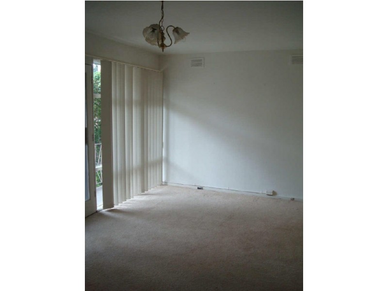 8/33 Woolton Ave, Thornbury VIC 3071