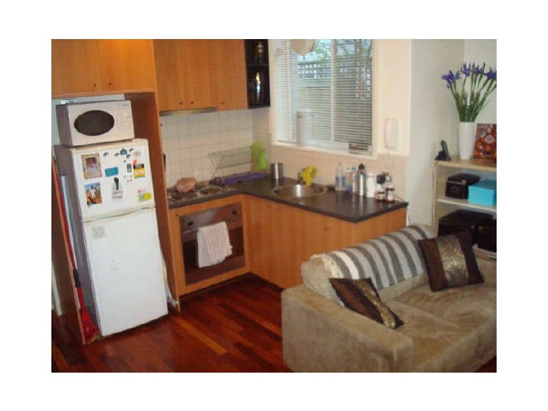 3/50 Woolton Ave, Thornbury VIC 3071