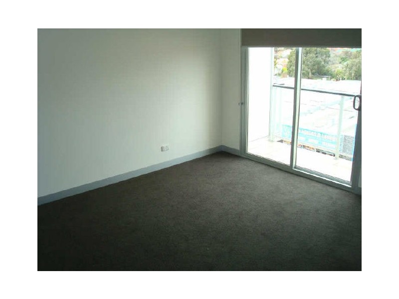 2/293 High Street, Preston VIC 3072