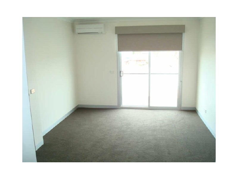 2/293 High Street, Preston VIC 3072