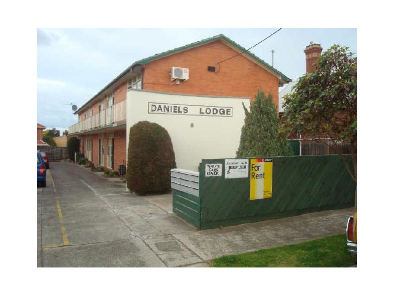 2/8 Flinders Street, Thornbury VIC 3071