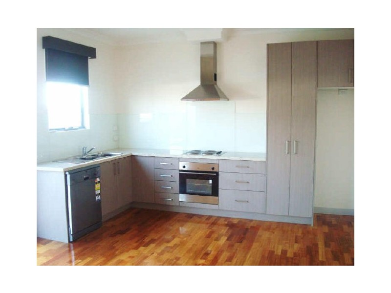 11/293 High Street, Preston VIC 3072