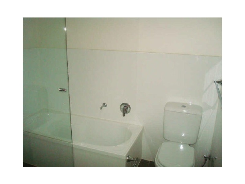 11/293 High Street, Preston VIC 3072