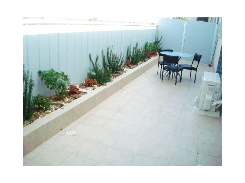 11/293 High Street, Preston VIC 3072