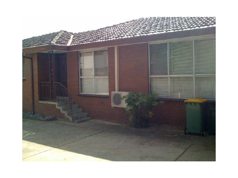 2/175 Rossmoyne Street, Thornbury VIC 3071