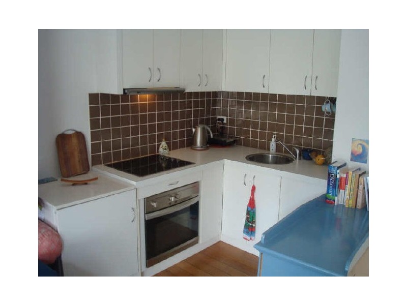 2/133 Clarke Street, Northcote VIC 3070