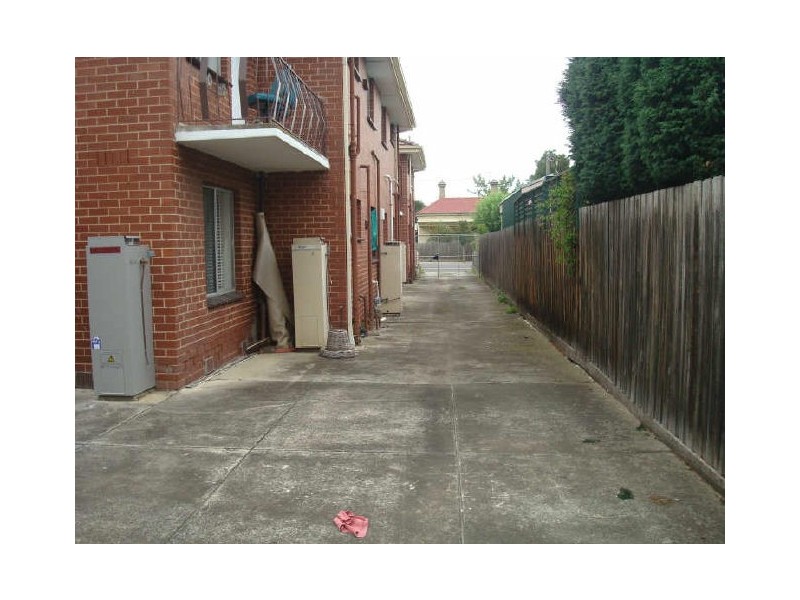 4/62 Normanby Avenue, Thornbury VIC 3071