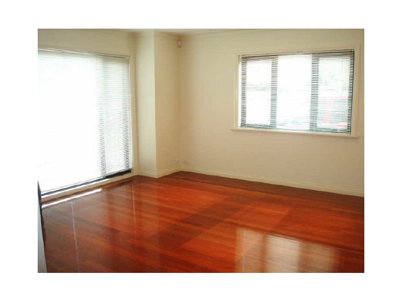 6 Tharatt Street, Thornbury VIC 3071