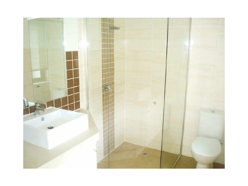 6 Tharatt Street, Thornbury VIC 3071