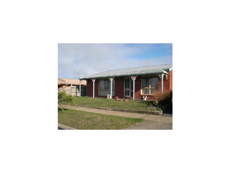 2/17 Colina Court, Torquay VIC 3228