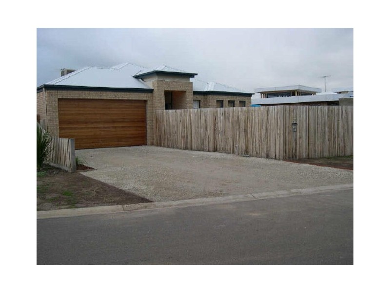 2 Bass Drive, Torquay VIC 3228