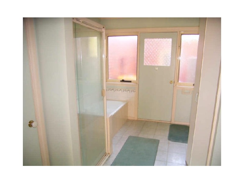 2/48-50 Geelong Road, Torquay VIC 3228