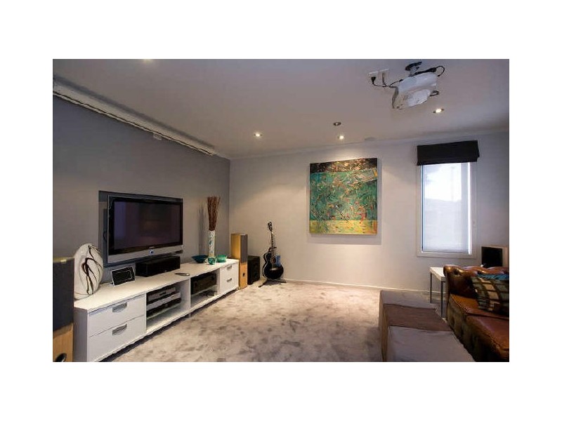 24 Boscarne Avenue, Torquay VIC 3228