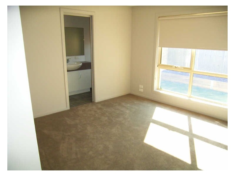 1/5 Ozan Crescent, Jan Juc VIC 3228