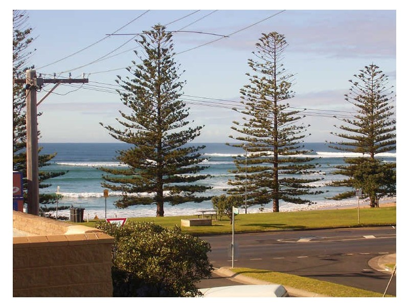 1/17 The Esplanade, Torquay VIC 3228