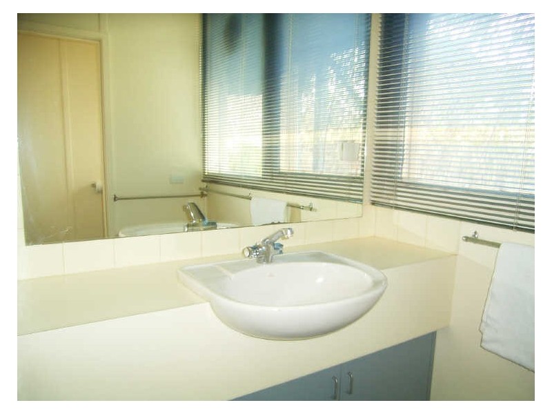 2/34 Spring Street, Torquay VIC 3228