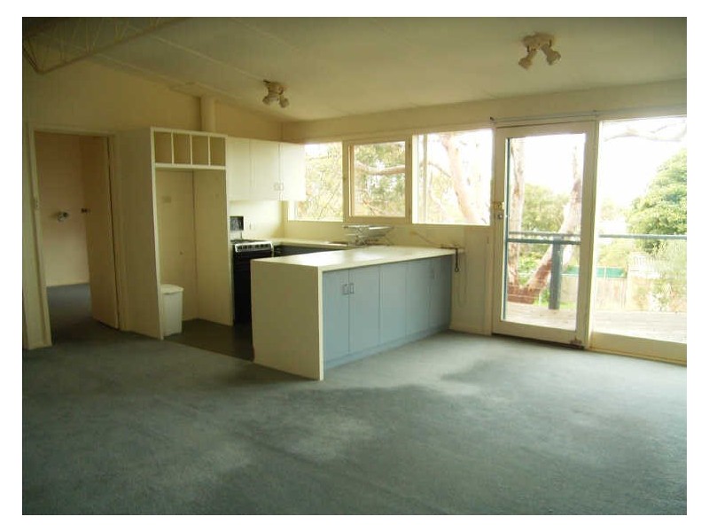 2/34 Spring Street, Torquay VIC 3228