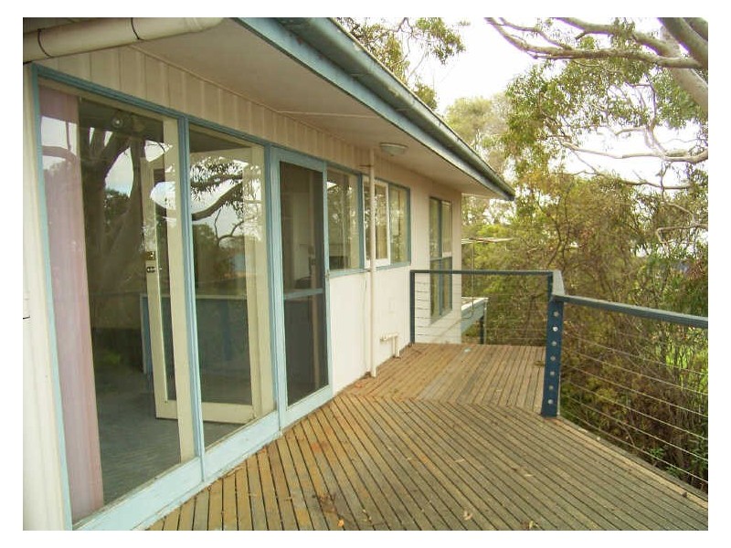 2/34 Spring Street, Torquay VIC 3228