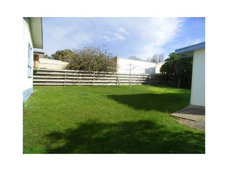 8 Eastview Terrace, Jan Juc VIC 3228
