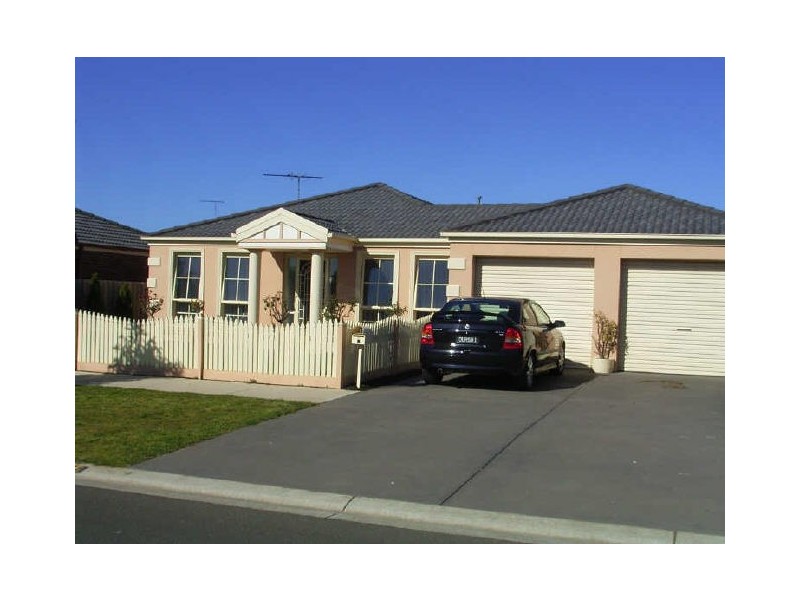 6 Norfolk Boulevard, Torquay VIC 3228