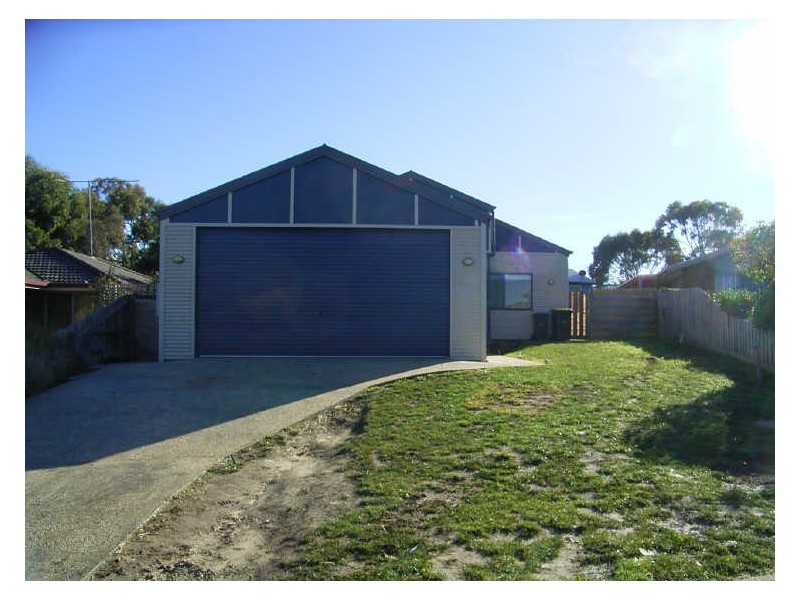 41 Windarra Grove, Jan Juc VIC 3228