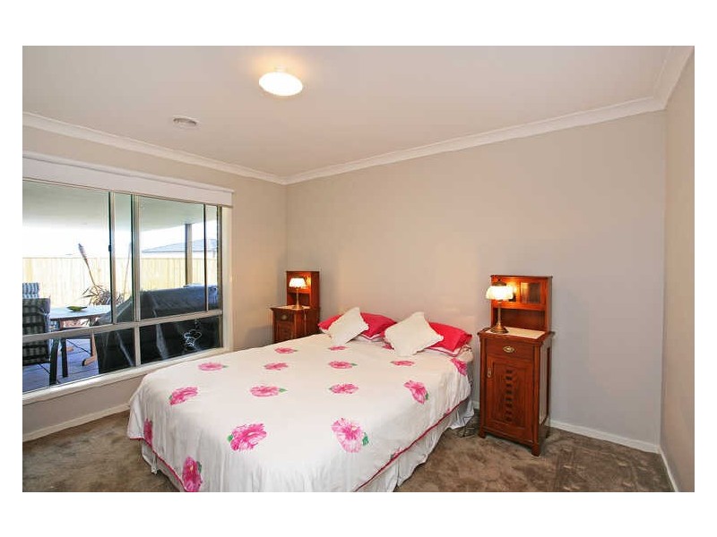 17 Centreside Drive, Torquay VIC 3228