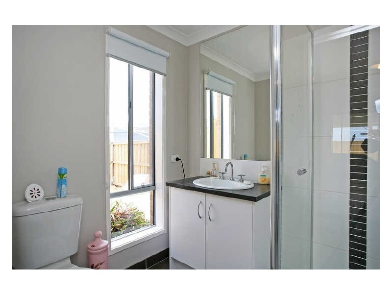 17 Centreside Drive, Torquay VIC 3228