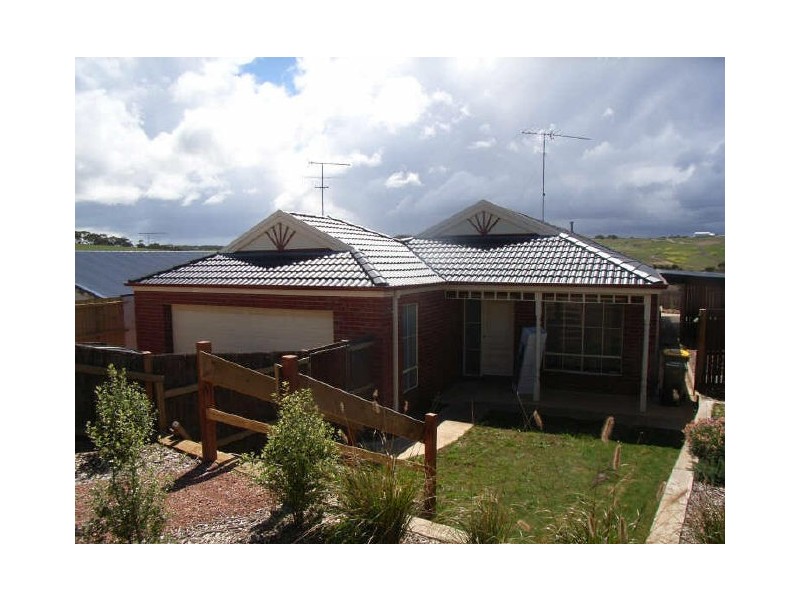 8 Danawa Drive, Torquay VIC 3228