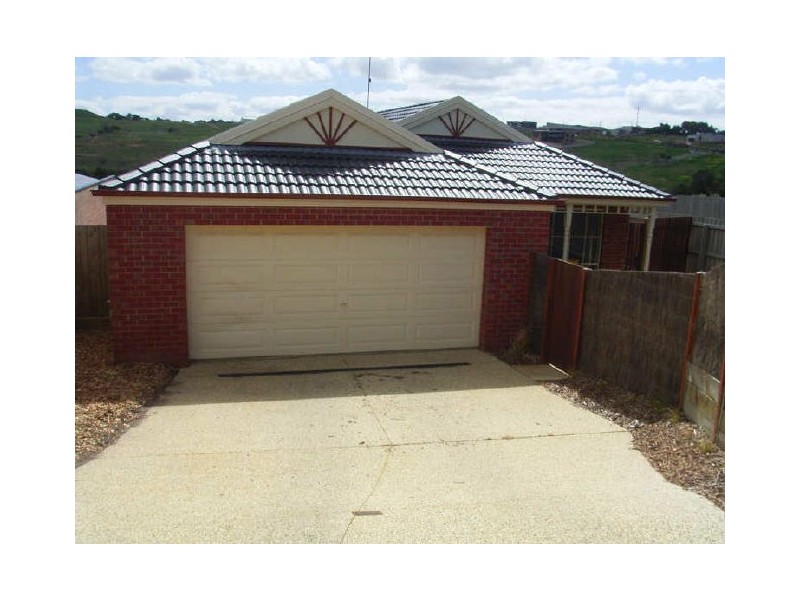 8 Danawa Drive, Torquay VIC 3228