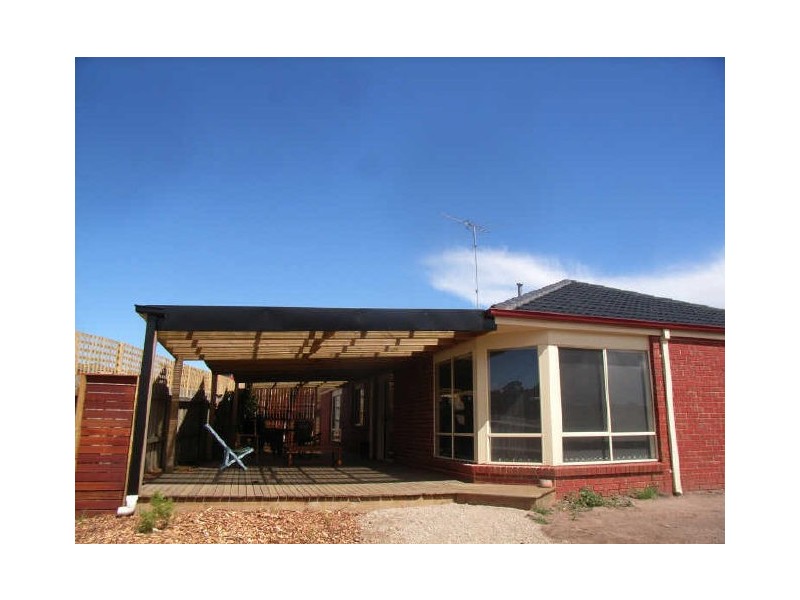 8 Danawa Drive, Torquay VIC 3228