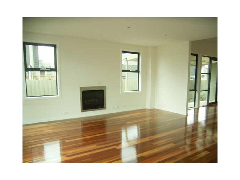 24 Links Drive, Torquay VIC 3228