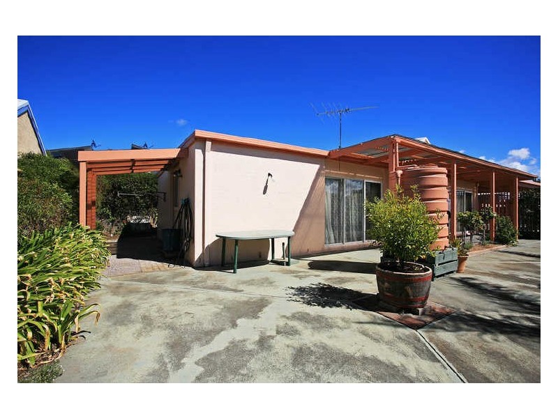 1/2 Golden Beach Way, Torquay VIC 3228