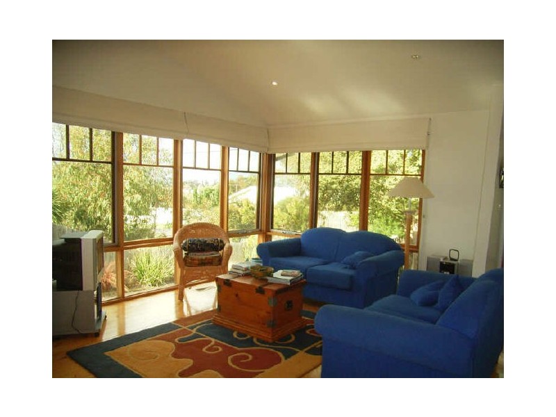 38 Central Avenue, Torquay VIC 3228