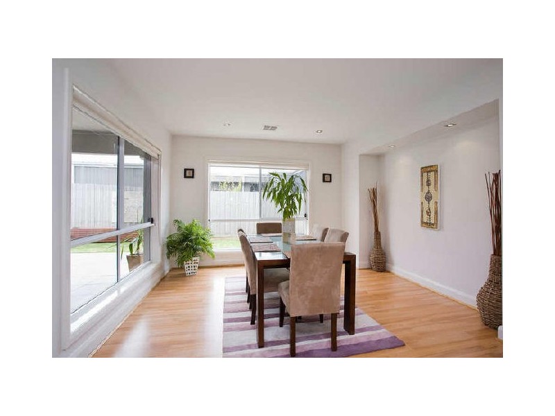 22 Conside Cresscent, Torquay VIC 3228