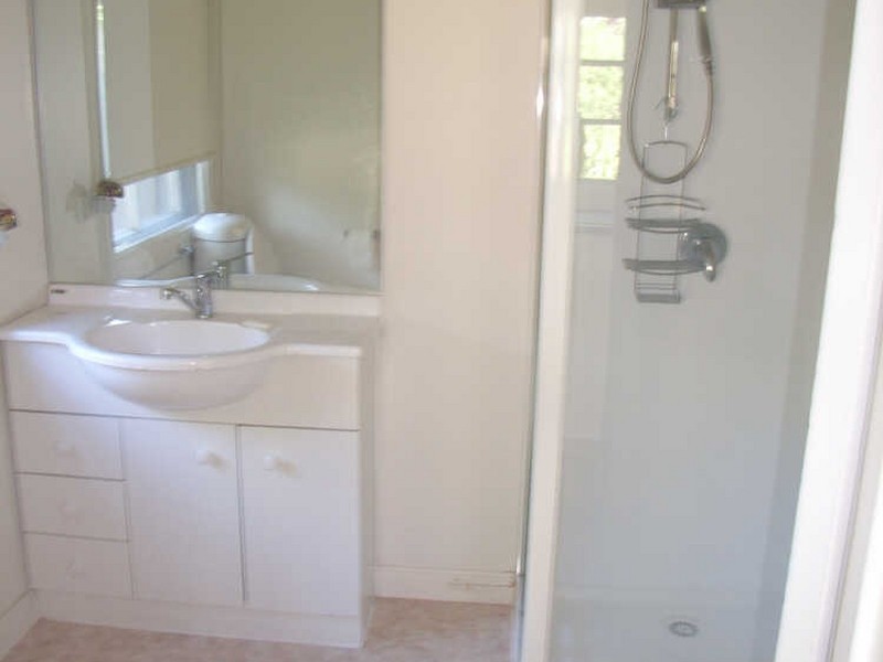 33 Alleyne Avenue, Torquay VIC 3228