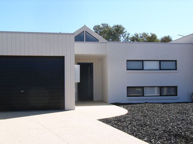 1/6 Murphy Mews, Torquay VIC 3228