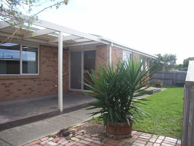 3/10 Boston Road, Torquay VIC 3228
