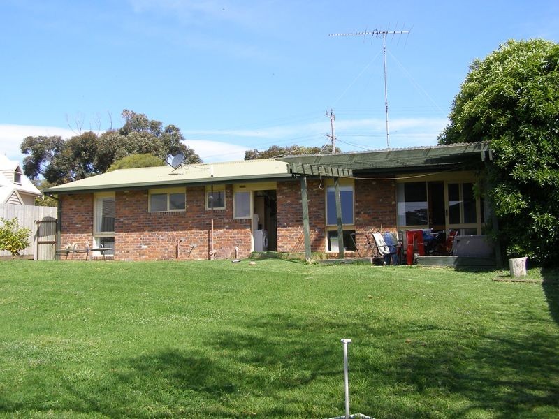 10 Troon Avenue, Jan Juc VIC 3228