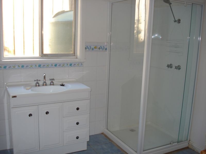 33 Alleyne Avenue, Torquay VIC 3228