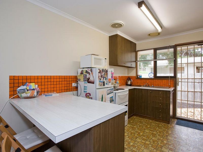 2/33 Bristol     Road, Torquay VIC 3228