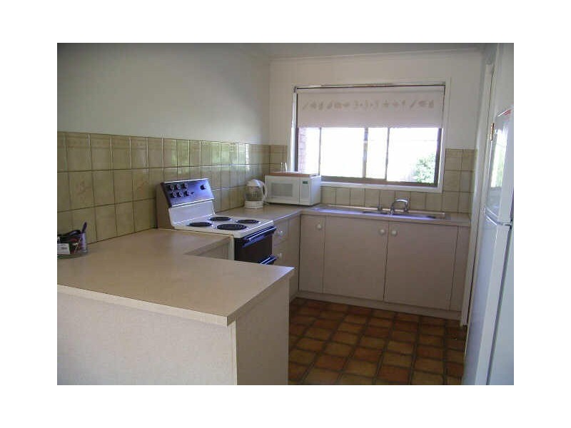 2/33 Puebla Street, Torquay VIC 3228