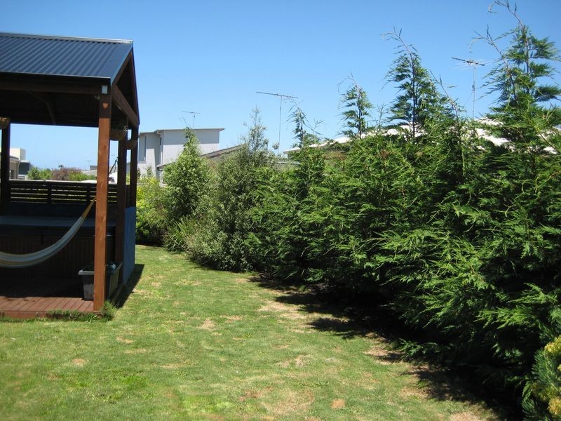 6 Longshore Street, Torquay VIC 3228