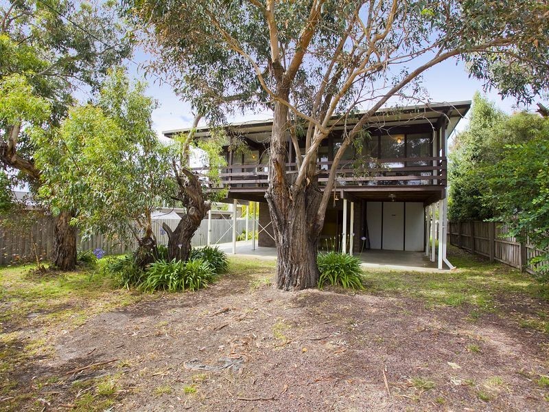 9 New Street, Torquay VIC 3228