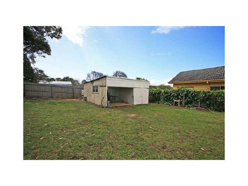 28 Beach Road, Torquay VIC 3228
