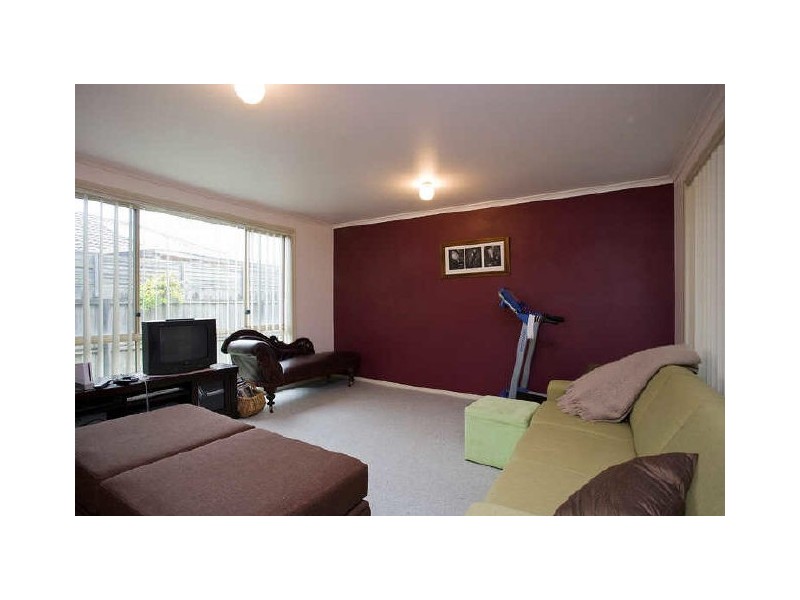 2a Boscarne Avenue, Torquay VIC 3228