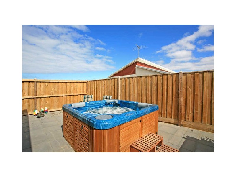 15 Headland Drive, Torquay VIC 3228
