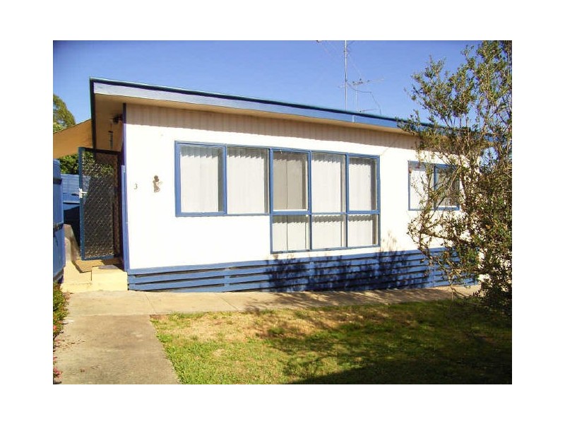 3/8 Alexandra Ave, Jan Juc VIC 3228